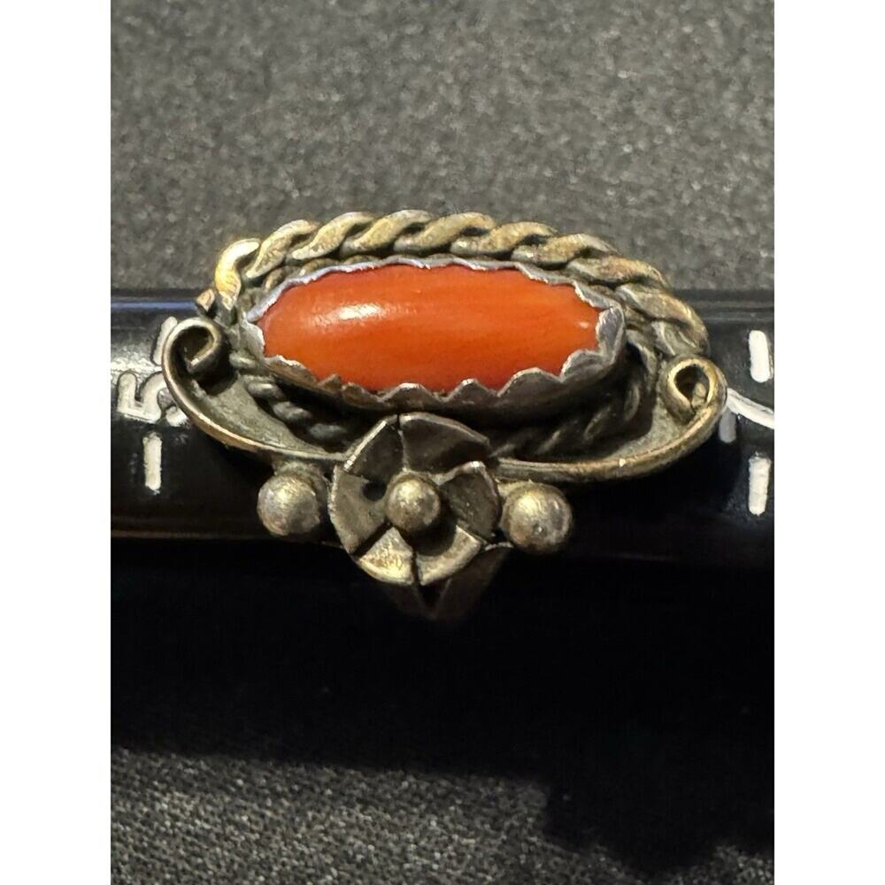Coral Artizan Made Ornate Ring Tested 925 Size 6